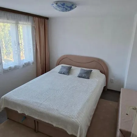 Old Town House Apartman